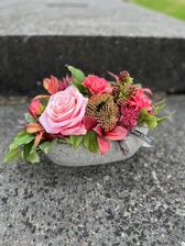 Zijdenbloemstuk nr 4: Ovale steen